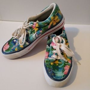 American Eagle hawaiian themed shoes size 9
